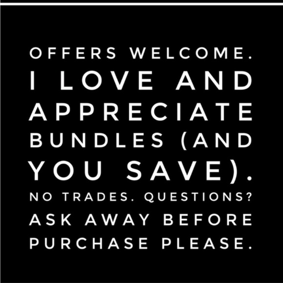 Hi there welcome to my closet feel free to bundle & save! 👠🛍️💋✨🧸🥂 - Picture 11 of 16